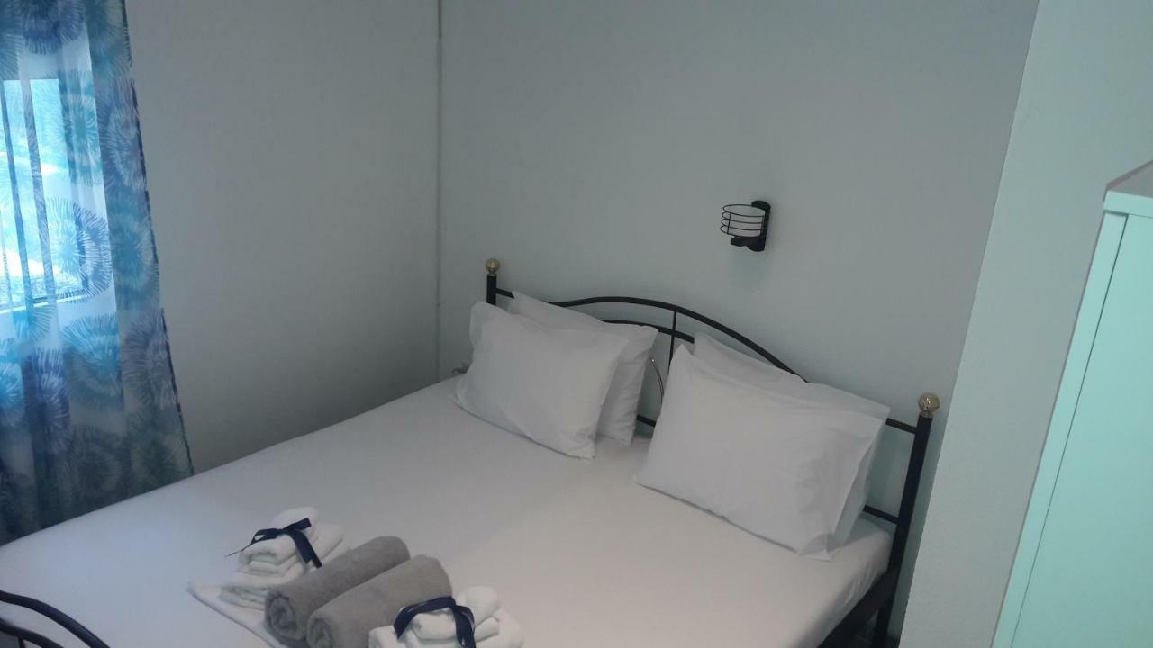 Friends 2 Apartment Peraia  ภายนอก รูปภาพ